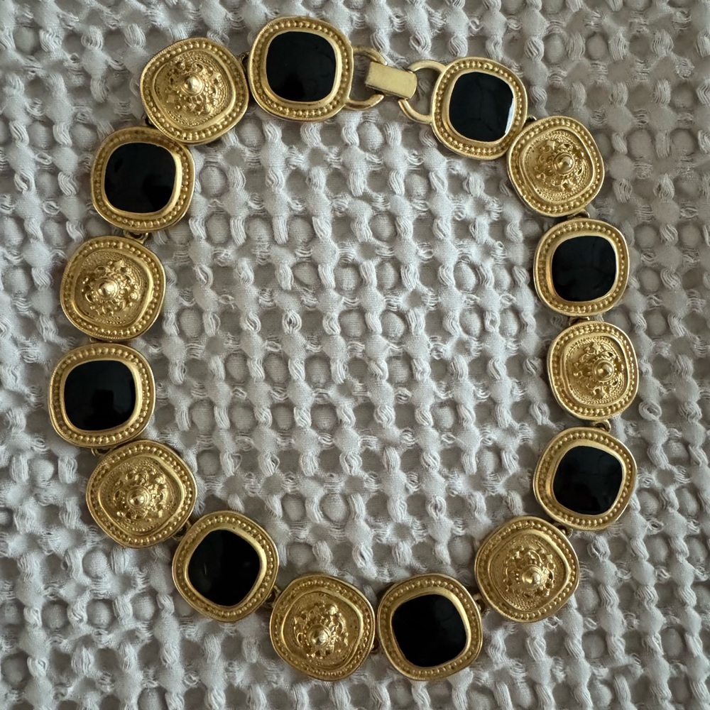 Rare vintage Erwin Pearl Luxurious Gold and Black Medallion Necklace